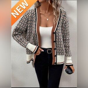NWT fall cozy patterned cardigan. Plaid design with loose design & black buttons